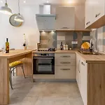 Apartment New Two Bedroom Maloni *