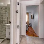 New Two Bedroom Maloni Пула