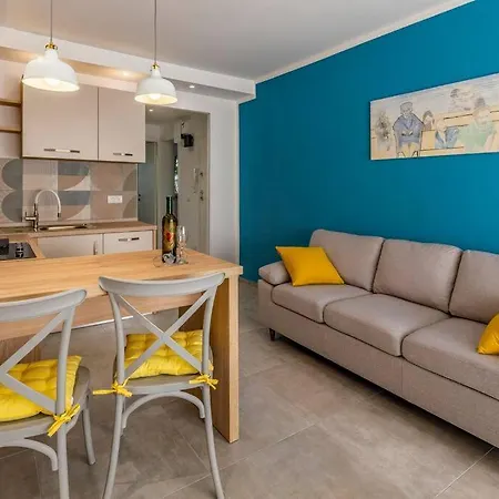 Apartamento New Two Bedroom Maloni