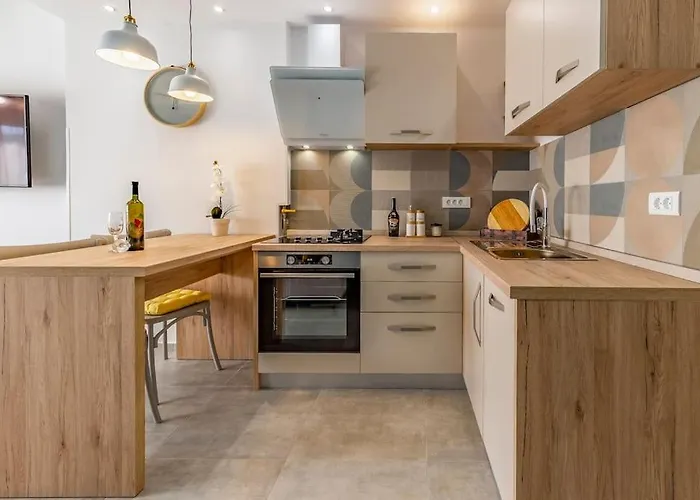 Apartment New Two Bedroom Maloni *