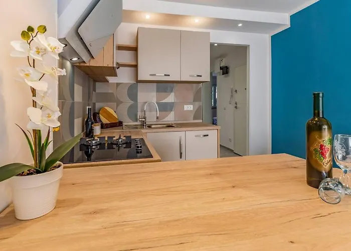 New Two Bedroom Maloni
